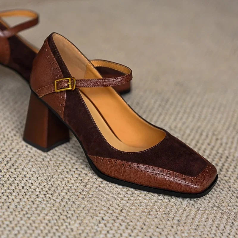 Tacones de Elegancia Terrosa